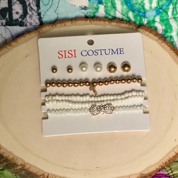 BOGO 🆓 18k gold/white bracelets w/ earrings - Picture 4 of 4